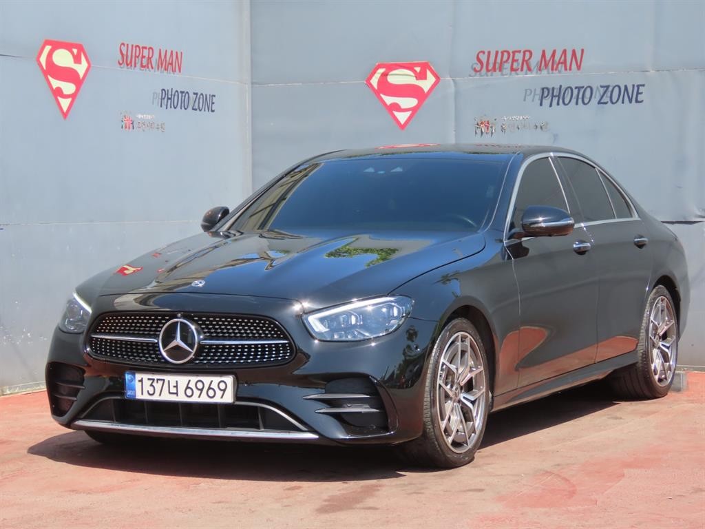 벤츠 E 클래스 E-클래스 W213 E220d 4MATIC AMG라인 이미지 1