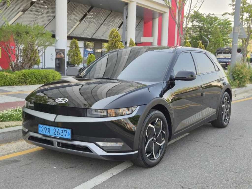 현대 아이오닉 5 롱 레인지 4WD 익스클루시브 이미지 1