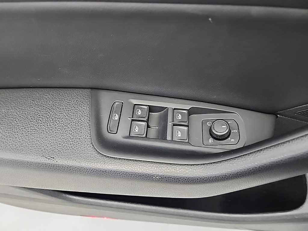 폭스바겐 아테온 2.0 TDI 엘레강스 프레스티지 4모션 이미지 17