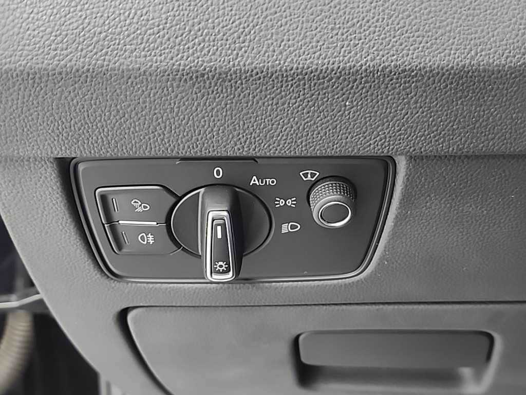 폭스바겐 아테온 2.0 TDI 엘레강스 프레스티지 4모션 이미지 18