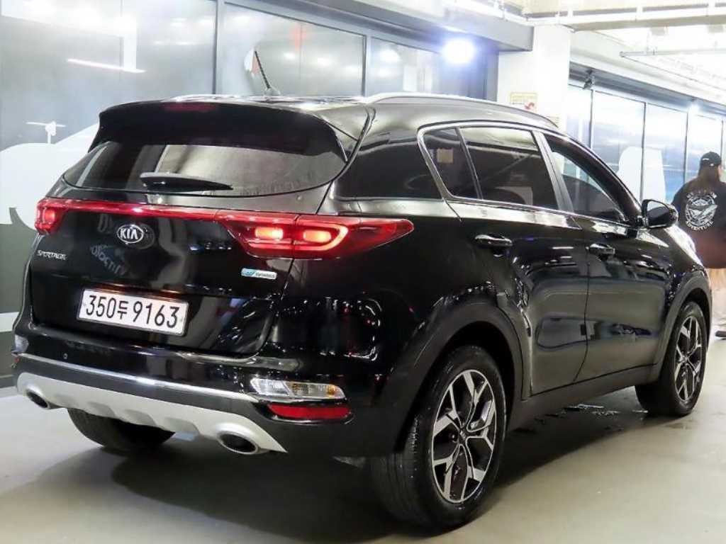 기아 스포티지 스포티지 더 볼드 2.0 디젤 2WD 프레스티지 이미지 4