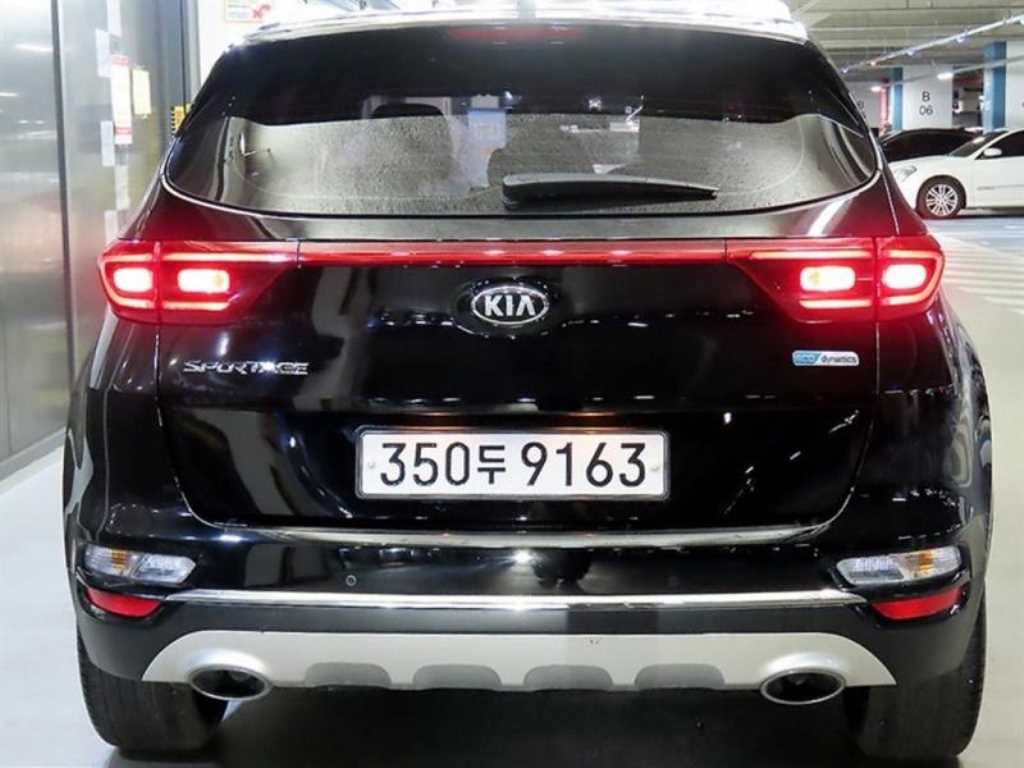 기아 스포티지 스포티지 더 볼드 2.0 디젤 2WD 프레스티지 이미지 5