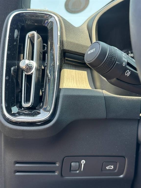 볼보 XC40 B4 AWD 인스크립션 이미지 20