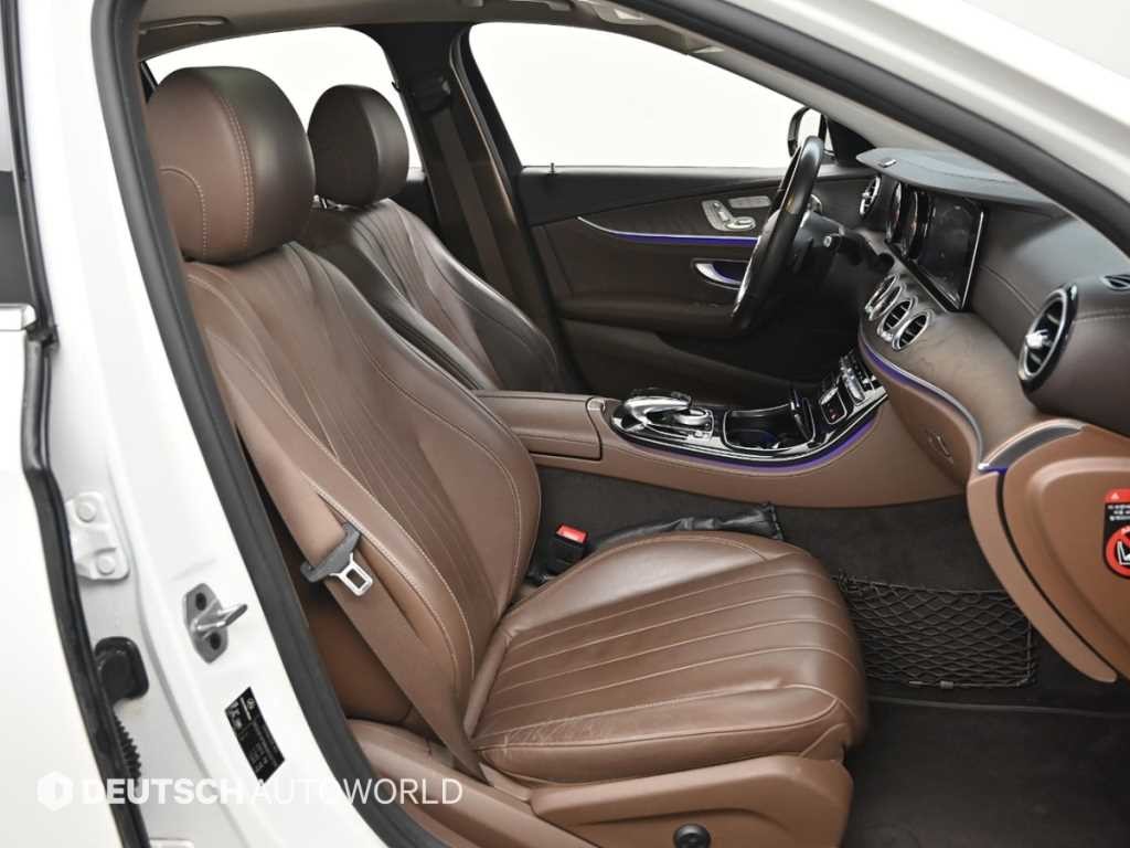 벤츠 E 클래스 E-클래스 W213 E220d 4MATIC 익스클루시브 이미지 10