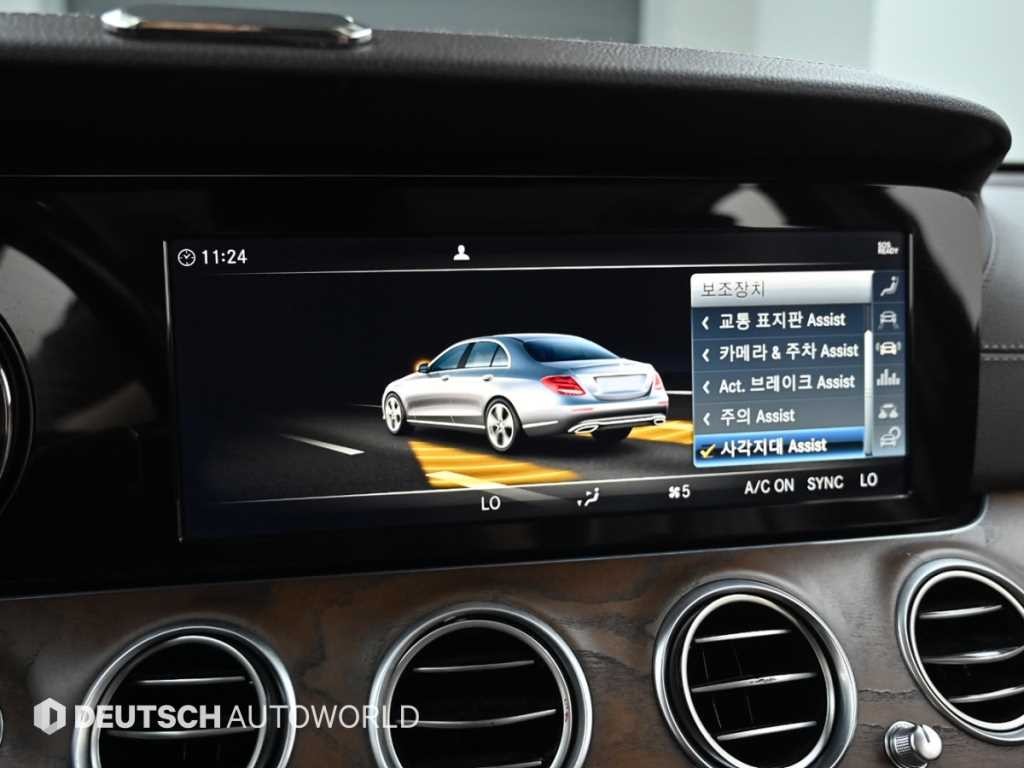 벤츠 E 클래스 E-클래스 W213 E220d 4MATIC 익스클루시브 이미지 17