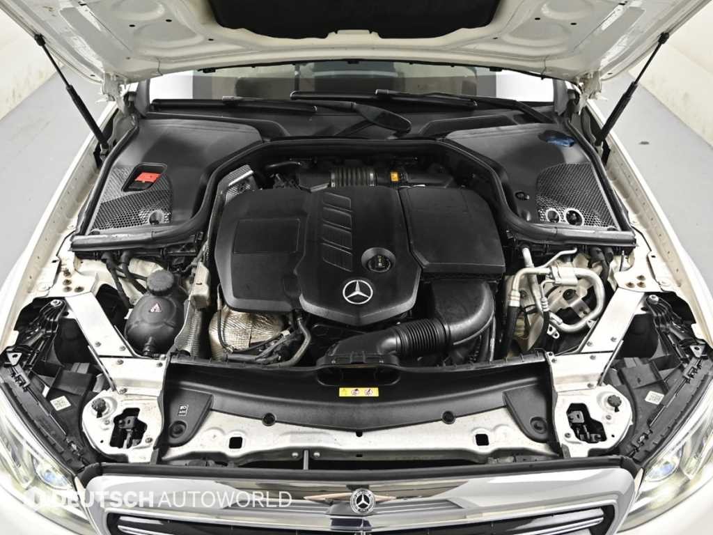 벤츠 E 클래스 E-클래스 W213 E220d 4MATIC 익스클루시브 이미지 7