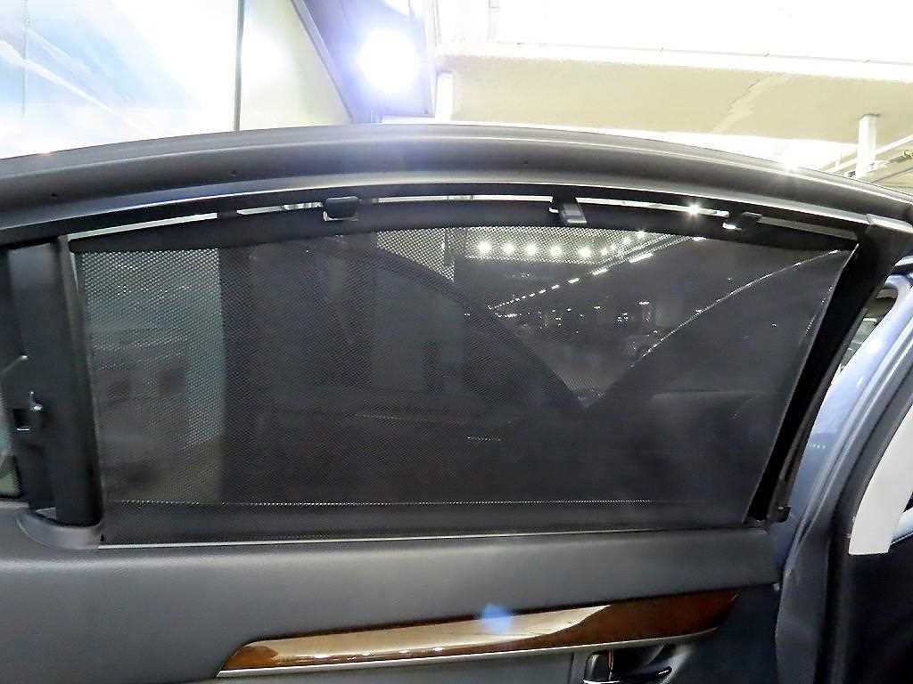 렉서스 ES 뉴ES300h 슈프림 이미지 17