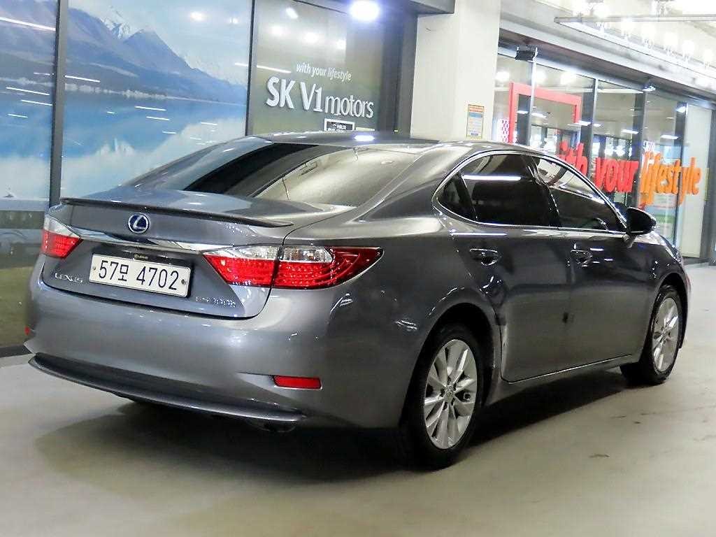 렉서스 ES 뉴ES300h 슈프림 이미지 4