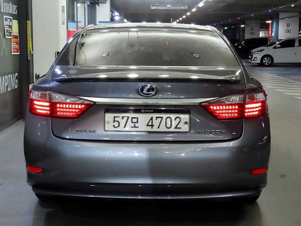 렉서스 ES 뉴ES300h 슈프림 이미지 5