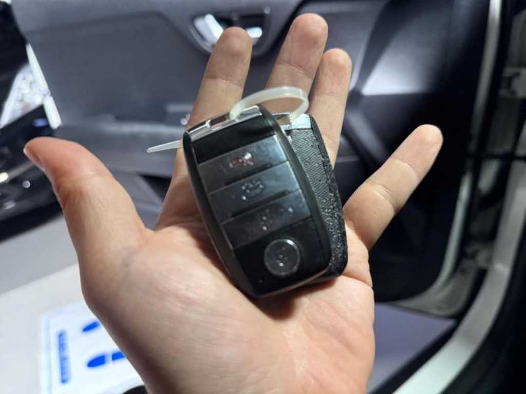기아 스토닉 디젤 1.6 프레스티지 이미지 19