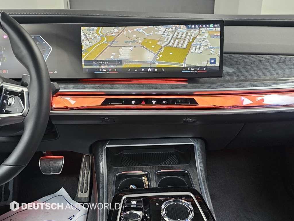 BMW 7시리즈 7시리즈 (G70) 740d xDrive M 스포츠 이미지 14
