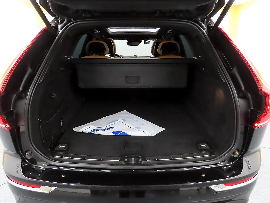 볼보 XC60 XC60(2세대) D5 AWD 인스크립션 이미지 18
