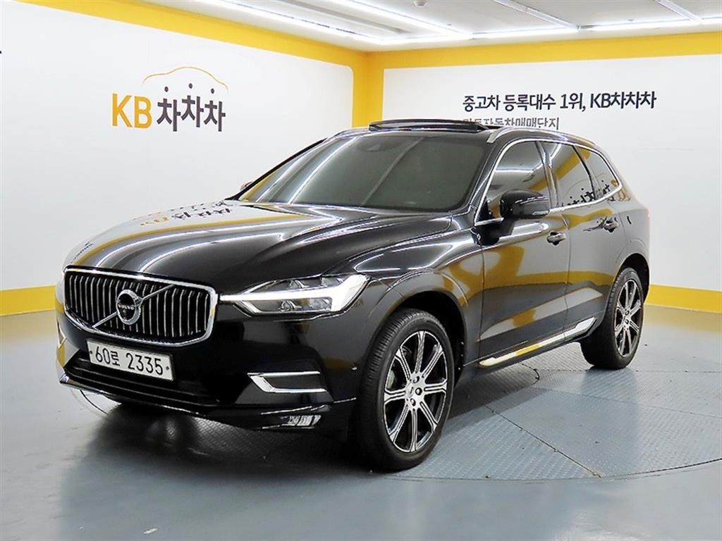 볼보 XC60 XC60(2세대) D5 AWD 인스크립션 이미지 2