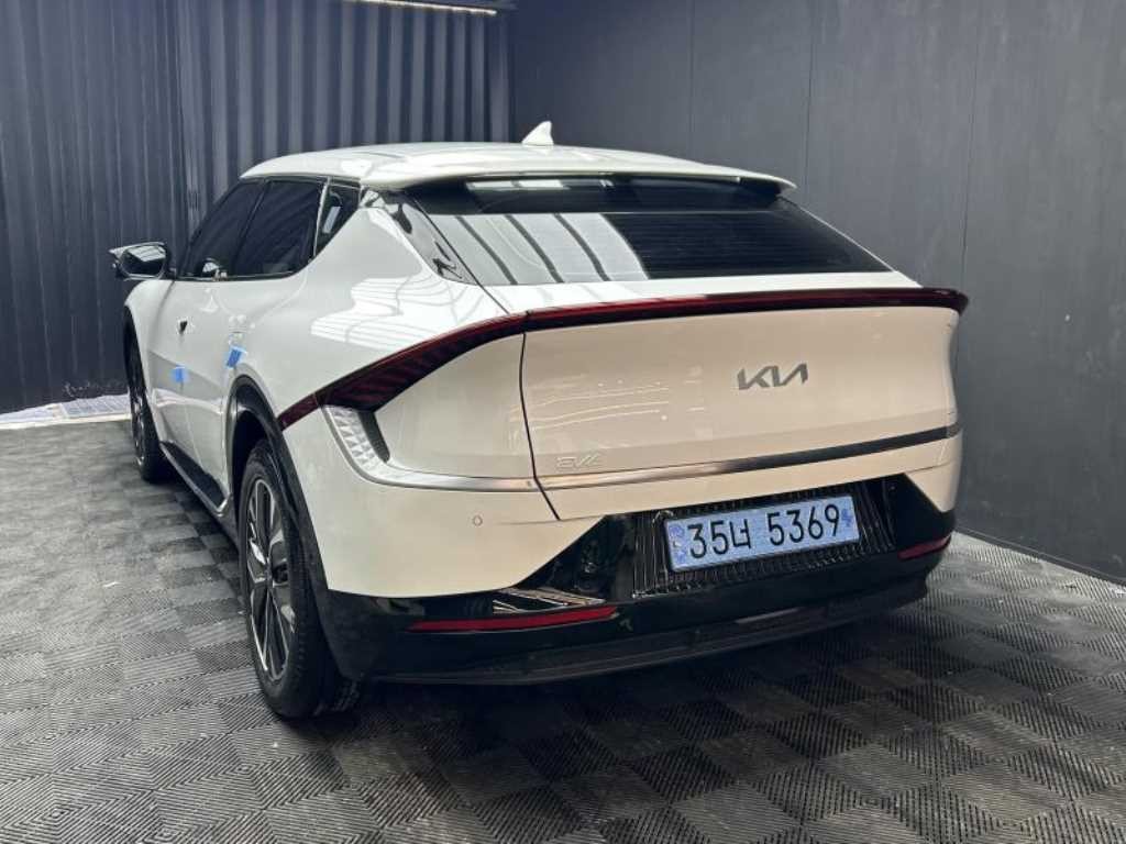 기아 EV6 롱레인지 어스 이미지 2