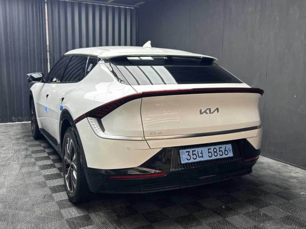 기아 EV6 롱레인지 어스 이미지 3