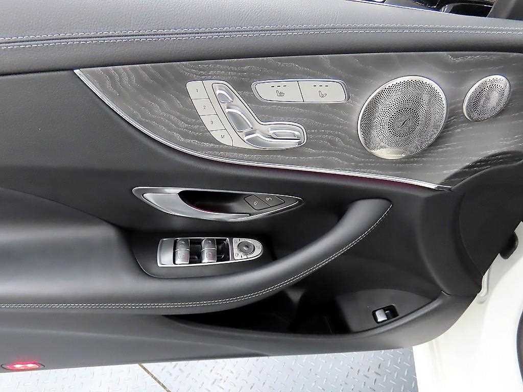 벤츠 E 클래스 E-클래스 W213 E450 4MATIC 쿠페 이미지 11