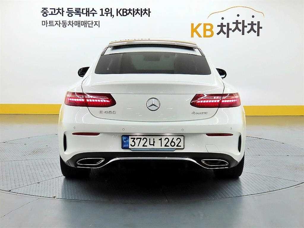 벤츠 E 클래스 E-클래스 W213 E450 4MATIC 쿠페 이미지 3