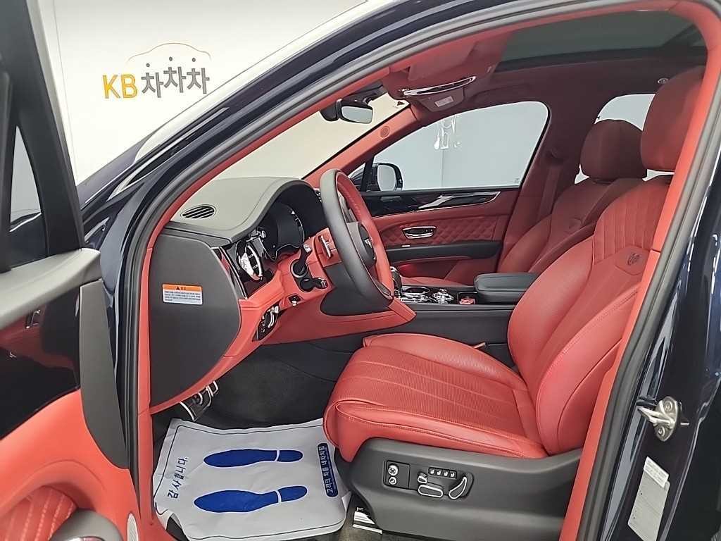 벤틀리 벤테이가 4.0 V8 이미지 11