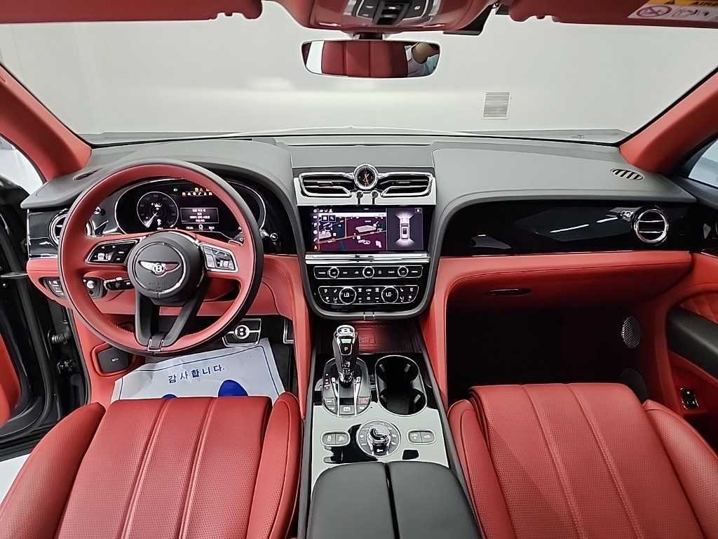 벤틀리 벤테이가 4.0 V8 이미지 7