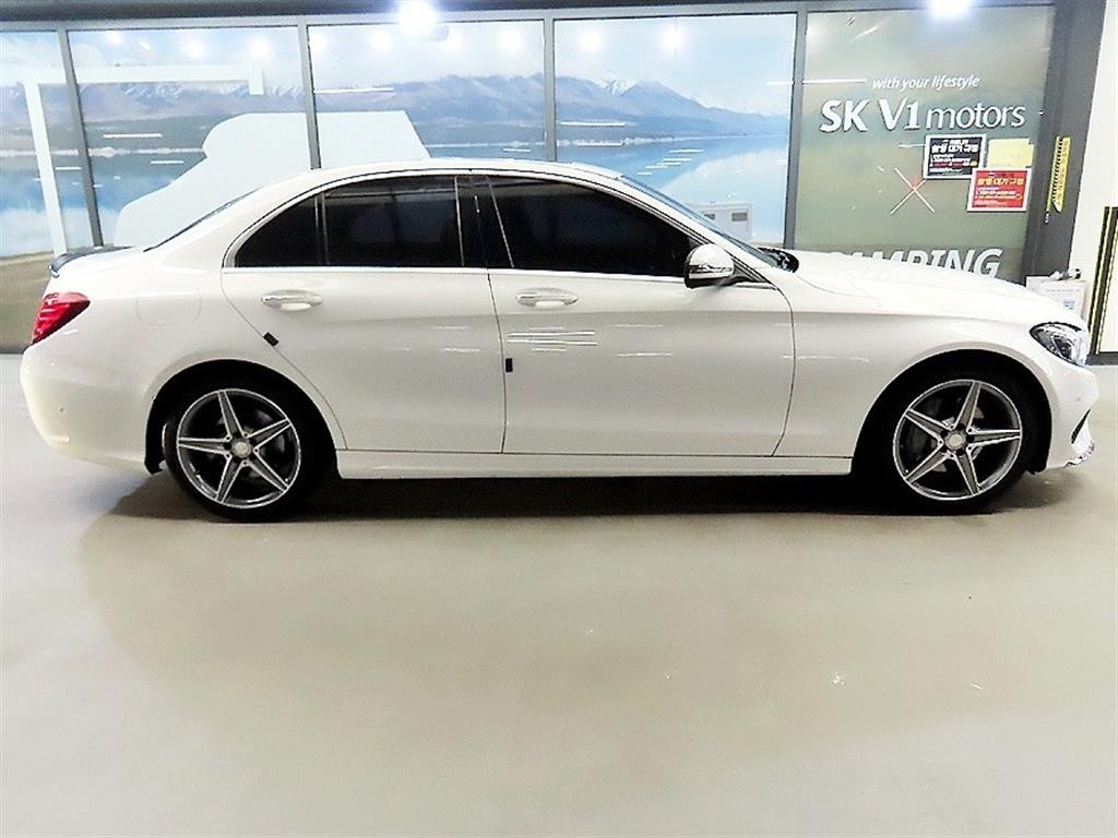 벤츠 C 클래스 C클래스 W205 C200 AMG LINE 이미지 3