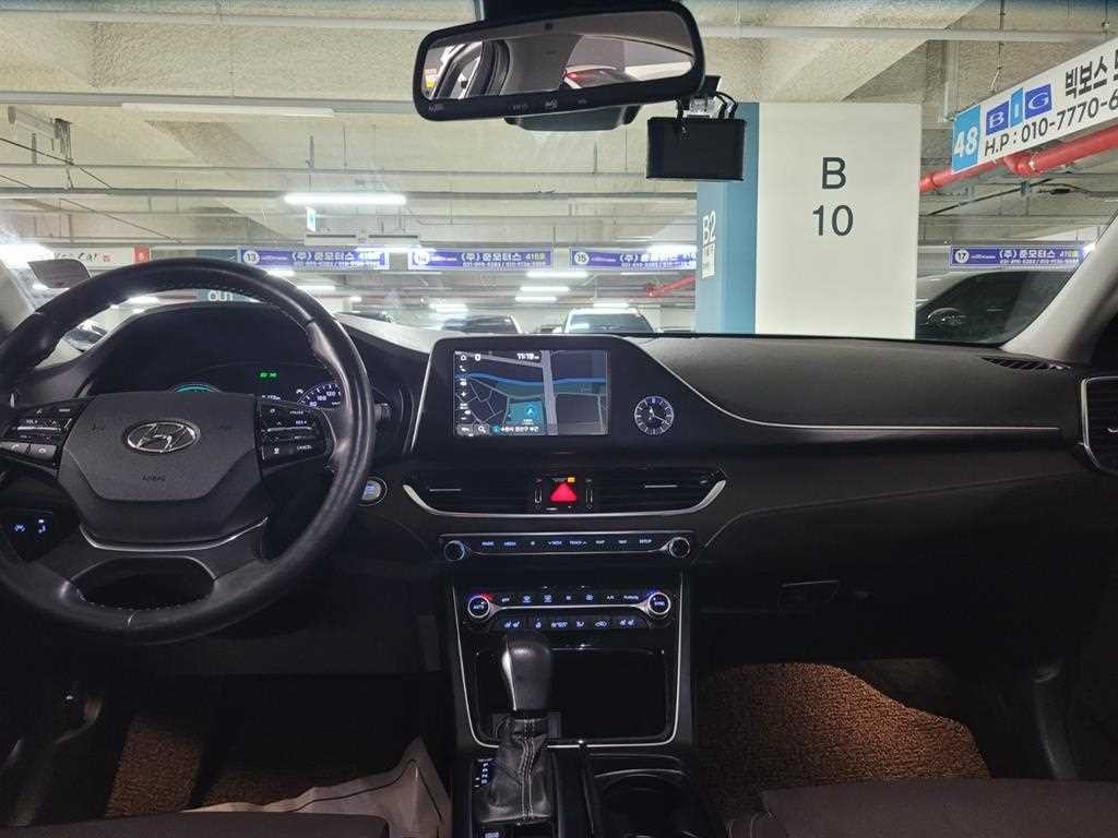 현대 그랜저 그랜저 IG 하이브리드 익스클루시브 이미지 5