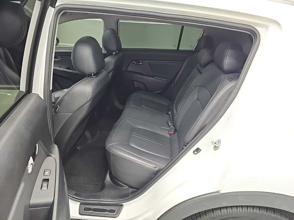 기아 스포티지 스포티지 R 2WD LIMITED 이미지 12