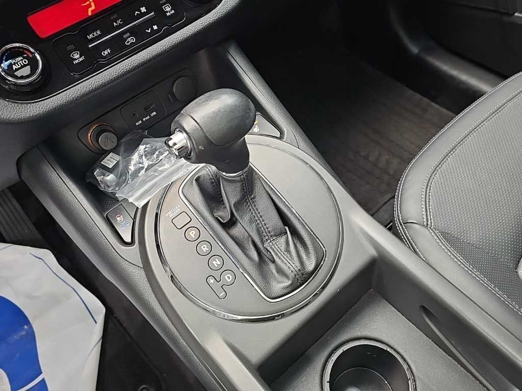 기아 스포티지 스포티지 R 2WD LIMITED 이미지 8