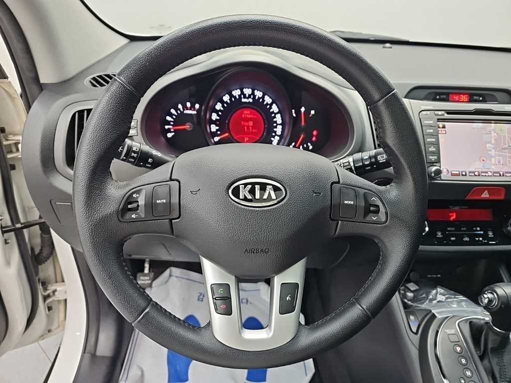 기아 스포티지 스포티지 R 2WD LIMITED 이미지 9
