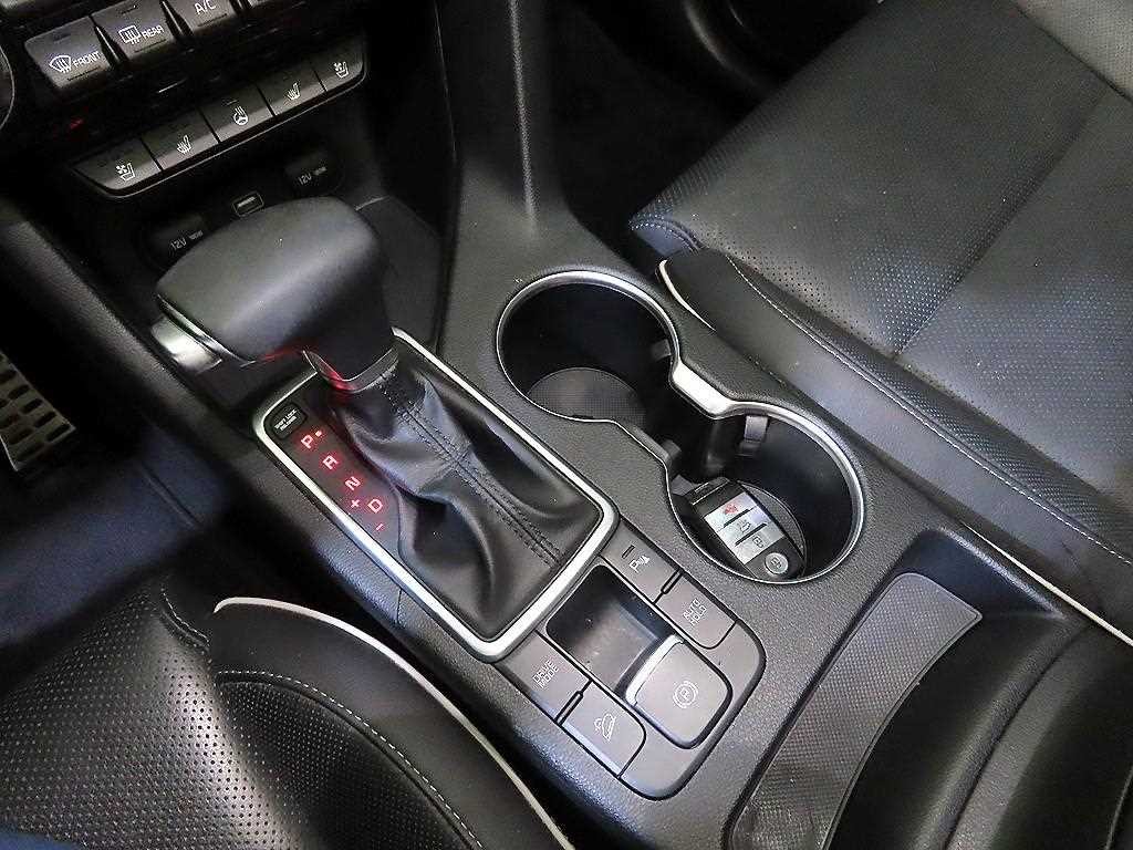 기아 스포티지 스포티지 더 볼드 2.0 디젤 2WD 인텔리전트 이미지 12