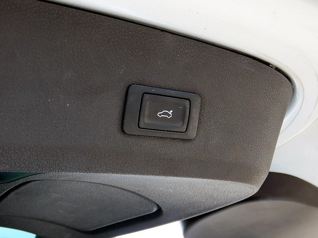 아우디 Q7 3.0 TDI 콰트로 다이나믹 이미지 17
