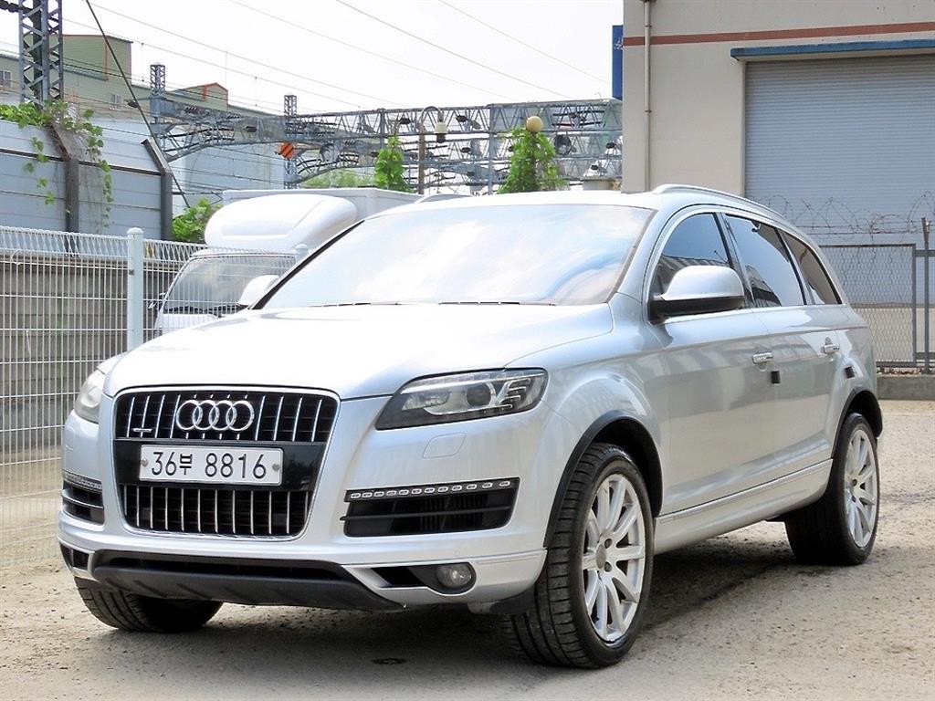 아우디 Q7 3.0 TDI 콰트로 다이나믹 이미지 2