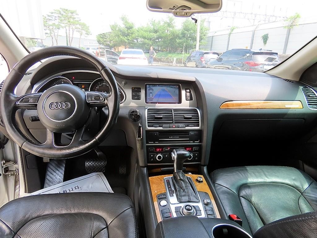 아우디 Q7 3.0 TDI 콰트로 다이나믹 이미지 7