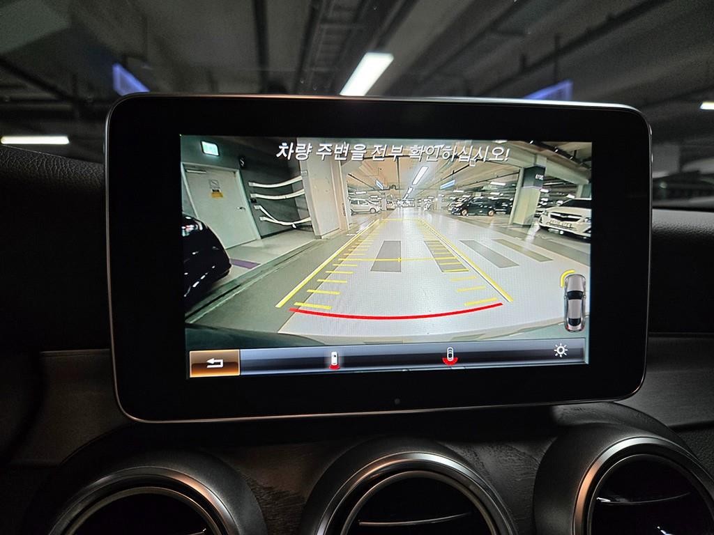 벤츠 C 클래스 C클래스 W205 C200 쿠페 이미지 17
