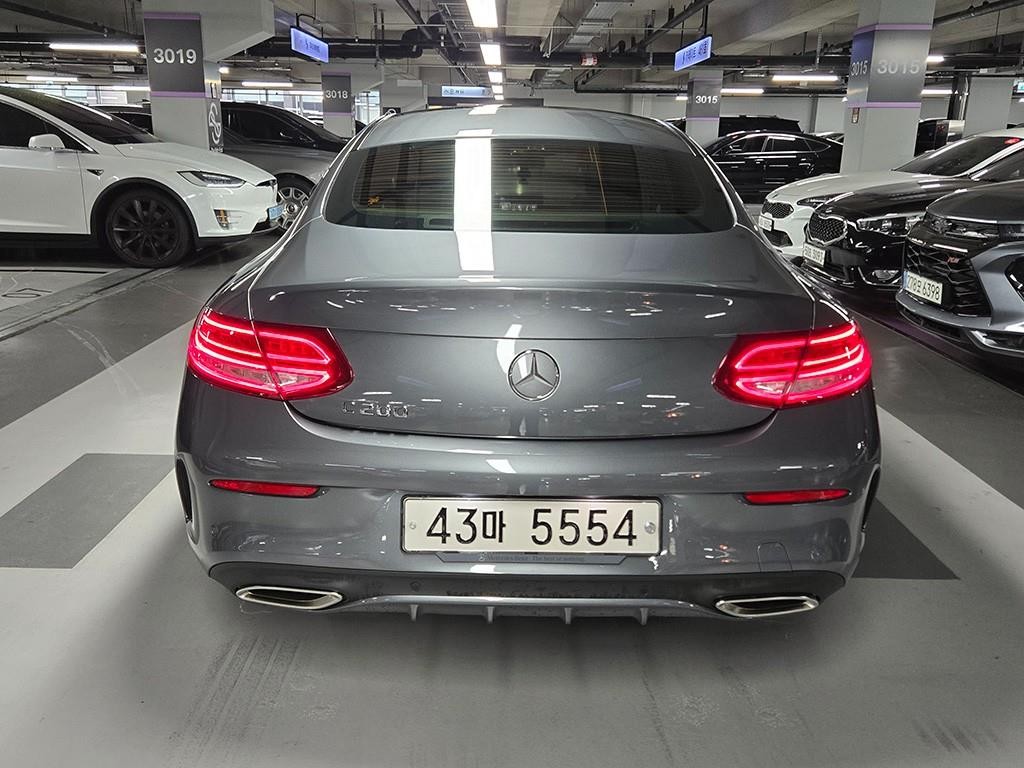 벤츠 C 클래스 C클래스 W205 C200 쿠페 이미지 4