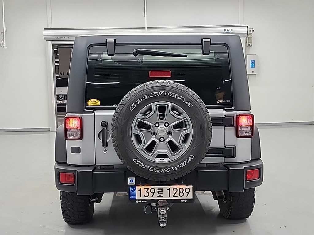 지프 랭글러 3.6 루비콘 4DR 이미지 3