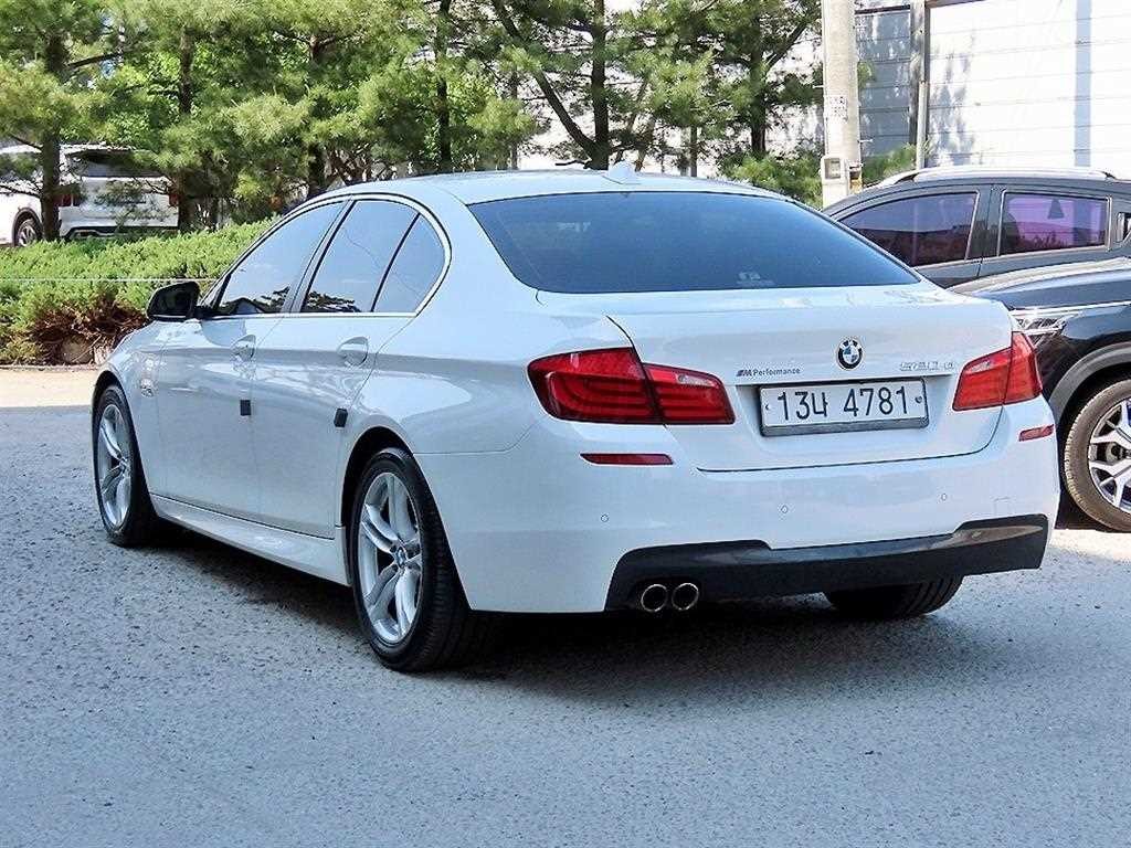 BMW 5시리즈 5시리즈 (F10) 520d 이미지 3