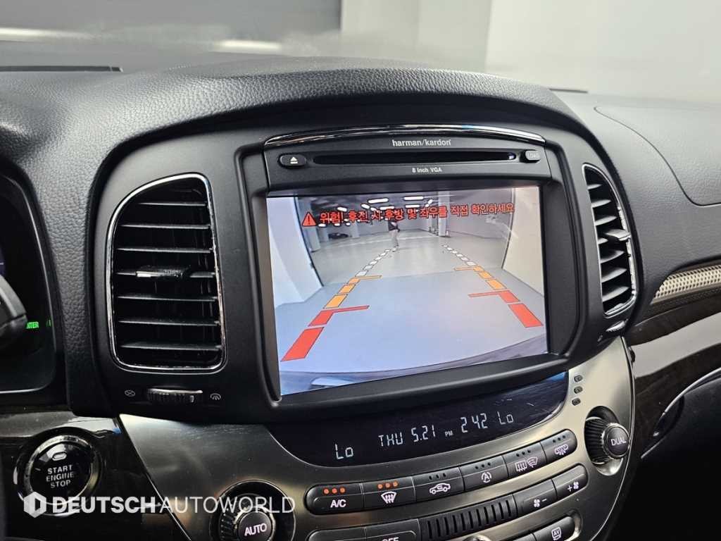 KG모빌리티(쌍용) 체어맨 뉴체어맨W 가솔린 2WD CW600 프레스티지 이미지 15