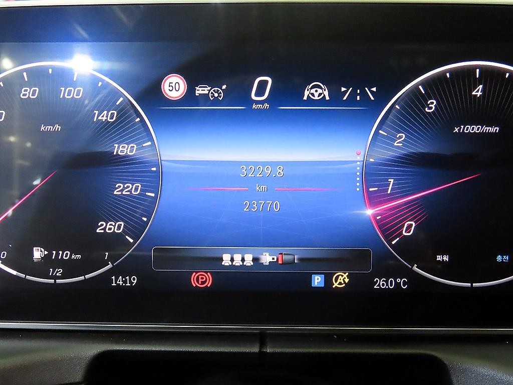 벤츠 C 클래스 C클래스 W206 C200 아방가르드 이미지 9