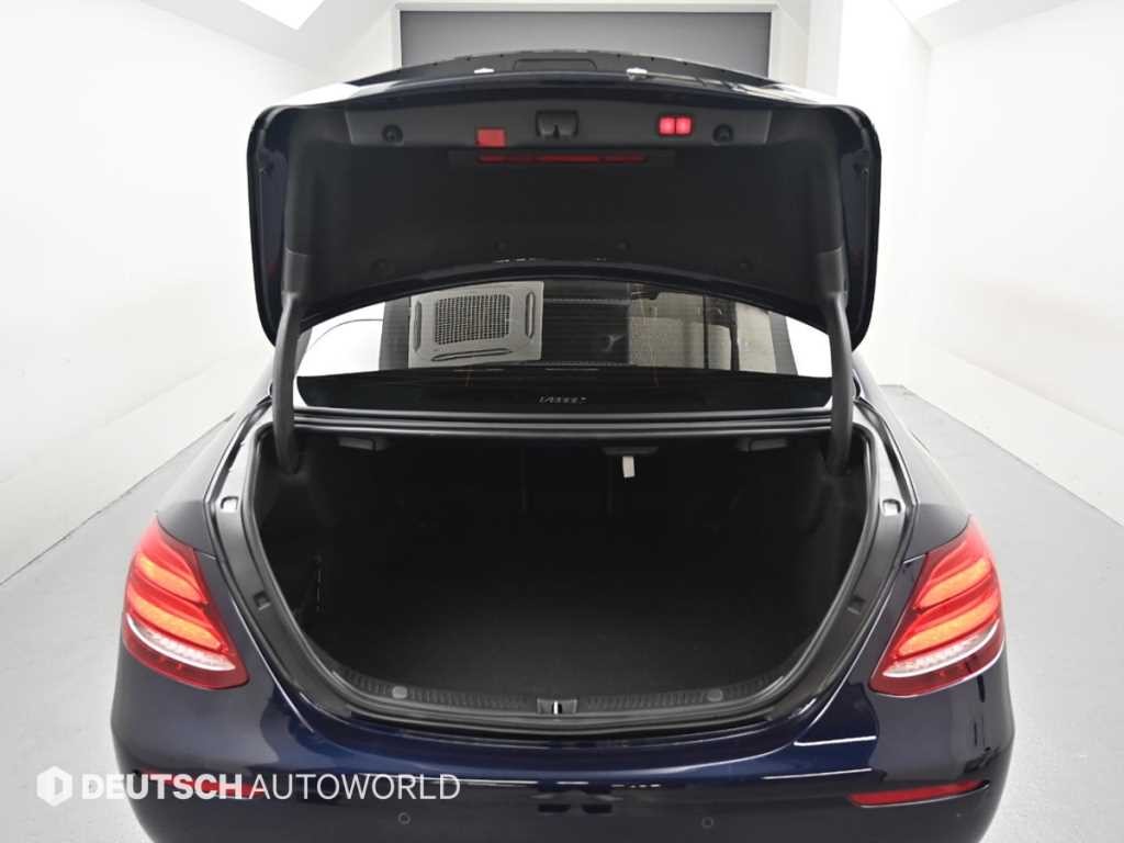 벤츠 E 클래스 E-클래스 W213 E250 아방가르드 이미지 19