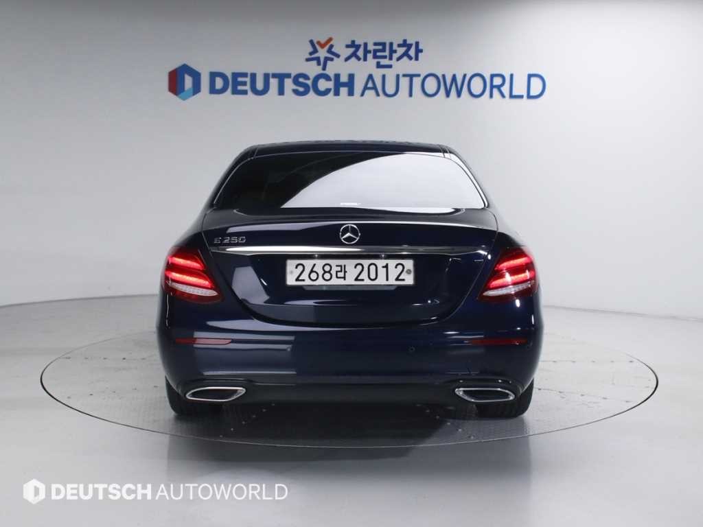 벤츠 E 클래스 E-클래스 W213 E250 아방가르드 이미지 4