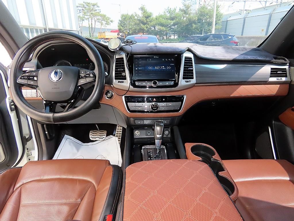 KG모빌리티(쌍용) 렉스턴 G4렉스턴 디젤 2.2 4WD 헤리티지 이미지 7
