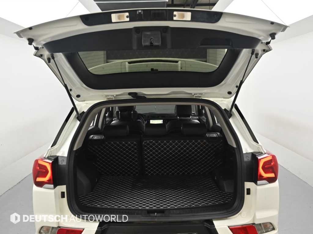 KG모빌리티(쌍용) 코란도 뷰티풀코란도 2WD 가솔린 1.5 C5 플러스 이미지 19