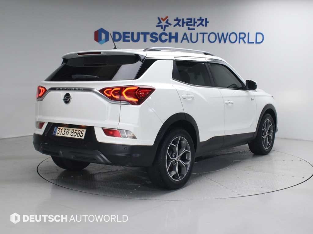 KG모빌리티(쌍용) 코란도 뷰티풀코란도 2WD 가솔린 1.5 C5 플러스 이미지 2