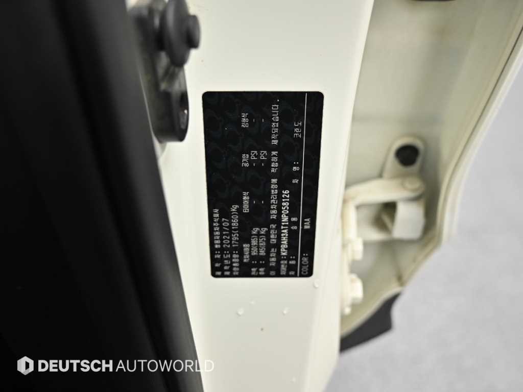 KG모빌리티(쌍용) 코란도 뷰티풀코란도 2WD 가솔린 1.5 C5 플러스 이미지 20