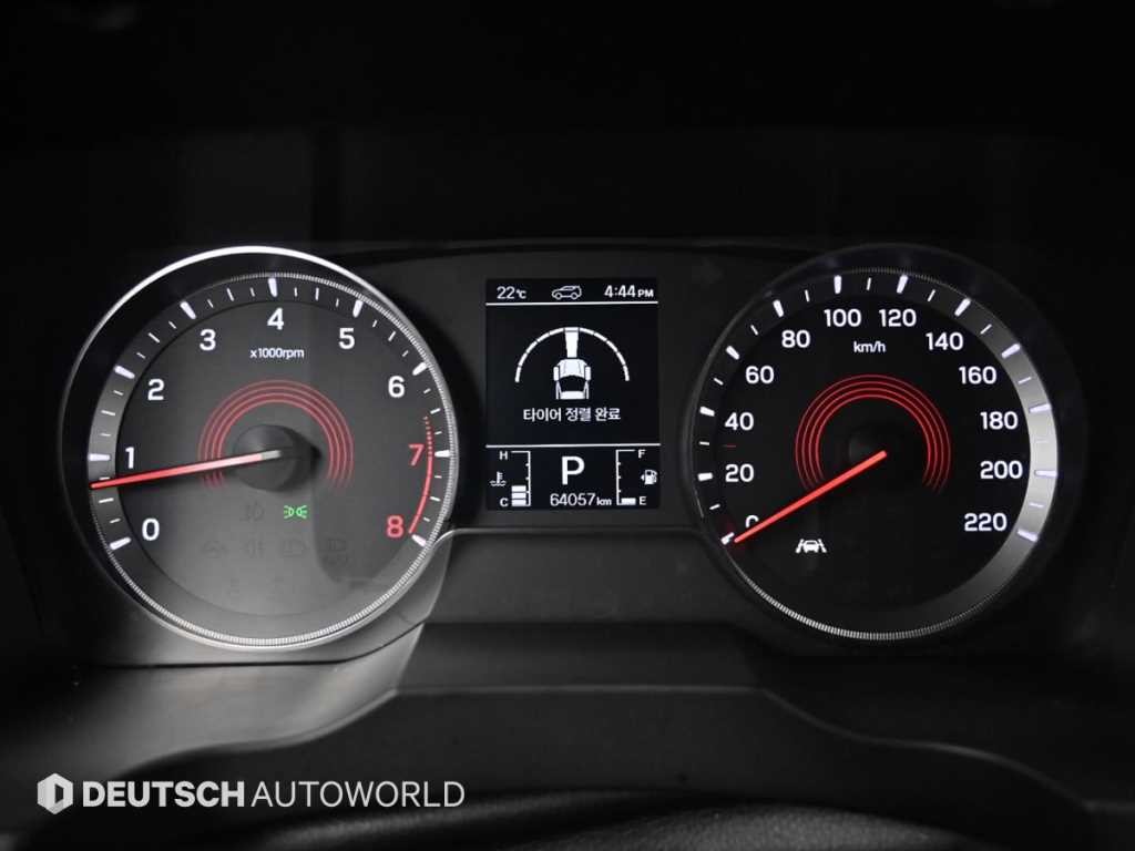 KG모빌리티(쌍용) 코란도 뷰티풀코란도 2WD 가솔린 1.5 C5 플러스 이미지 8