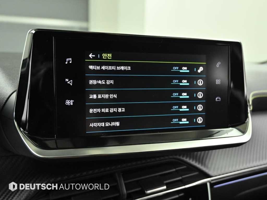푸조 2008 e-2008 GT 이미지 17
