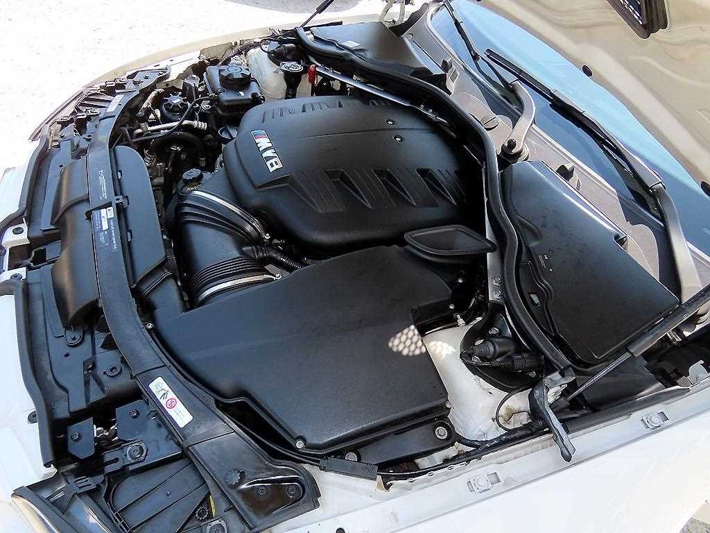 BMW 3시리즈 M3 (F80, E90) M3 컨버터블 이미지 19