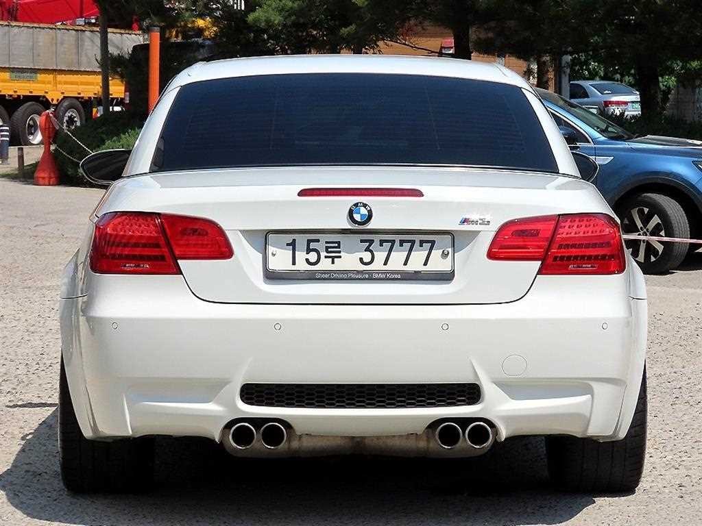 BMW 3시리즈 M3 (F80, E90) M3 컨버터블 이미지 4