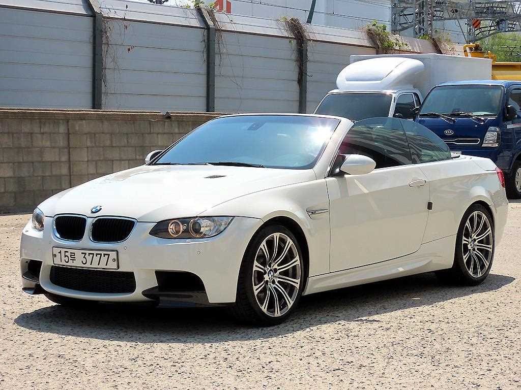 BMW 3시리즈 M3 (F80, E90) M3 컨버터블 이미지 5