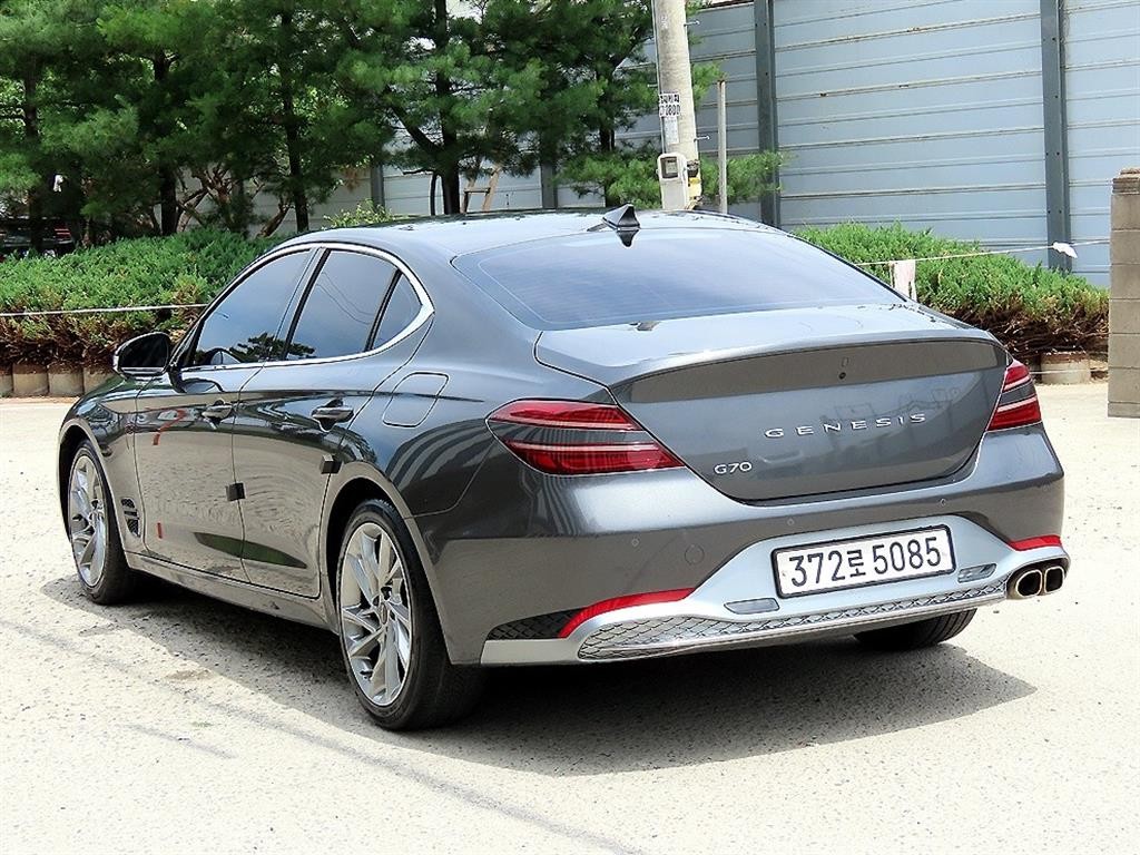 제네시스 G70 더 뉴 G70 가솔린 2.0T 2WD 이미지 3